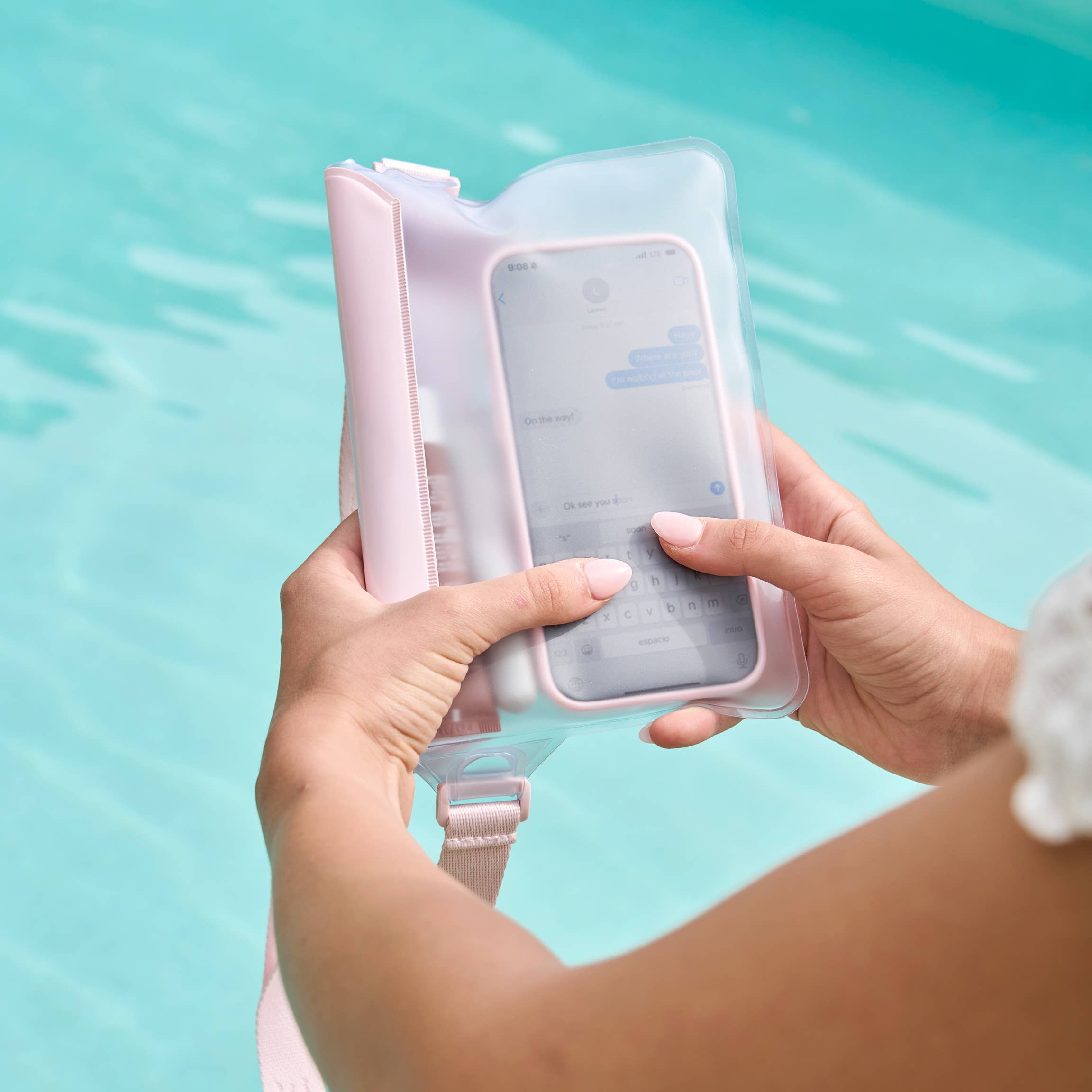 Case-Mate Waterproof Phone Belt Bag