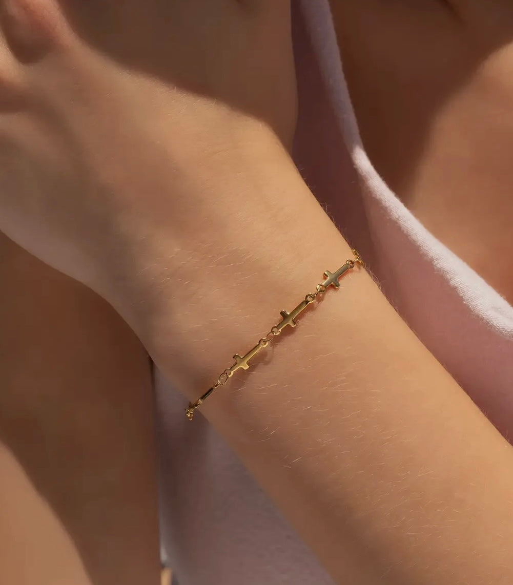 Faithful Cross Bracelet