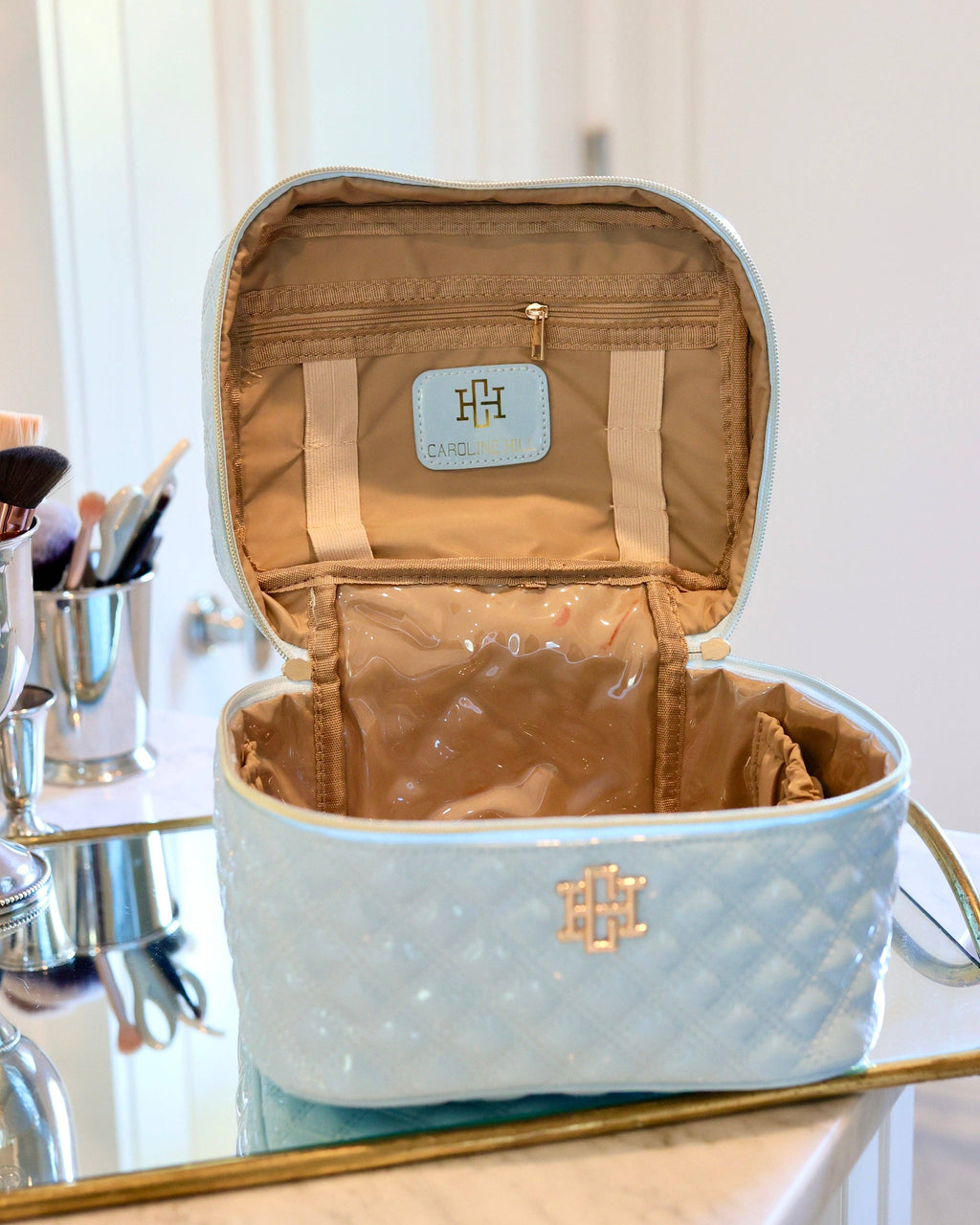 Hampton Train Case Light Blue Patent Caroline Hill