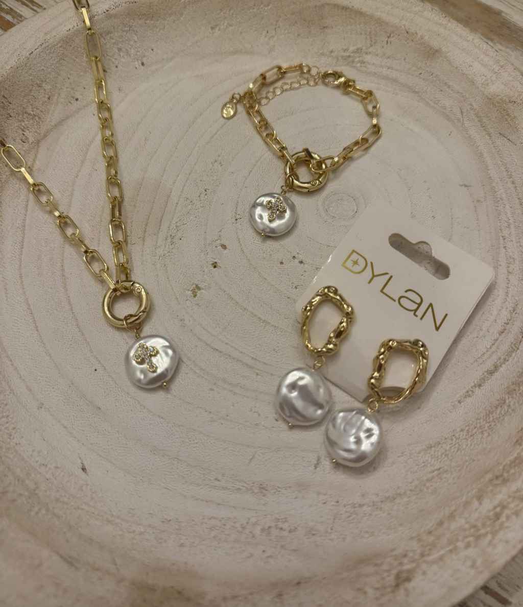 Pearl Cross Chain Bracelet