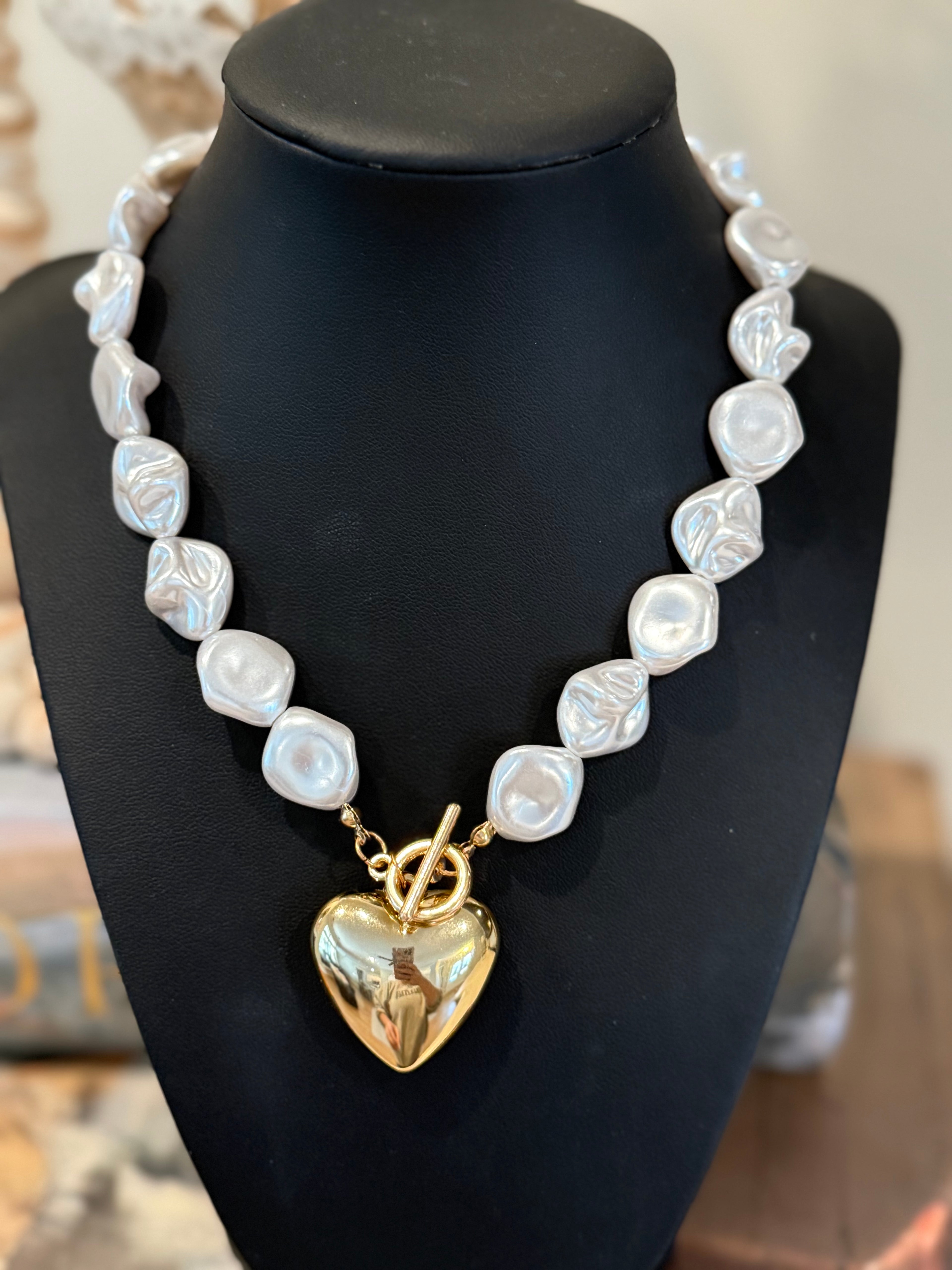 Gold Heart Statement Pearl Necklace