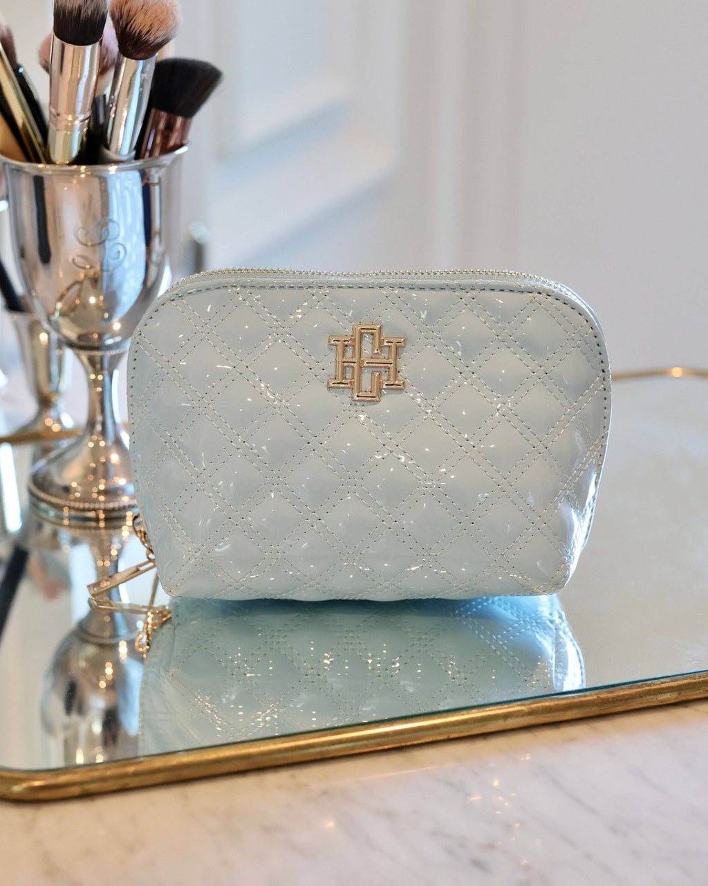 Ibiza Small Pouch Light Blue Patent Caroline Hill