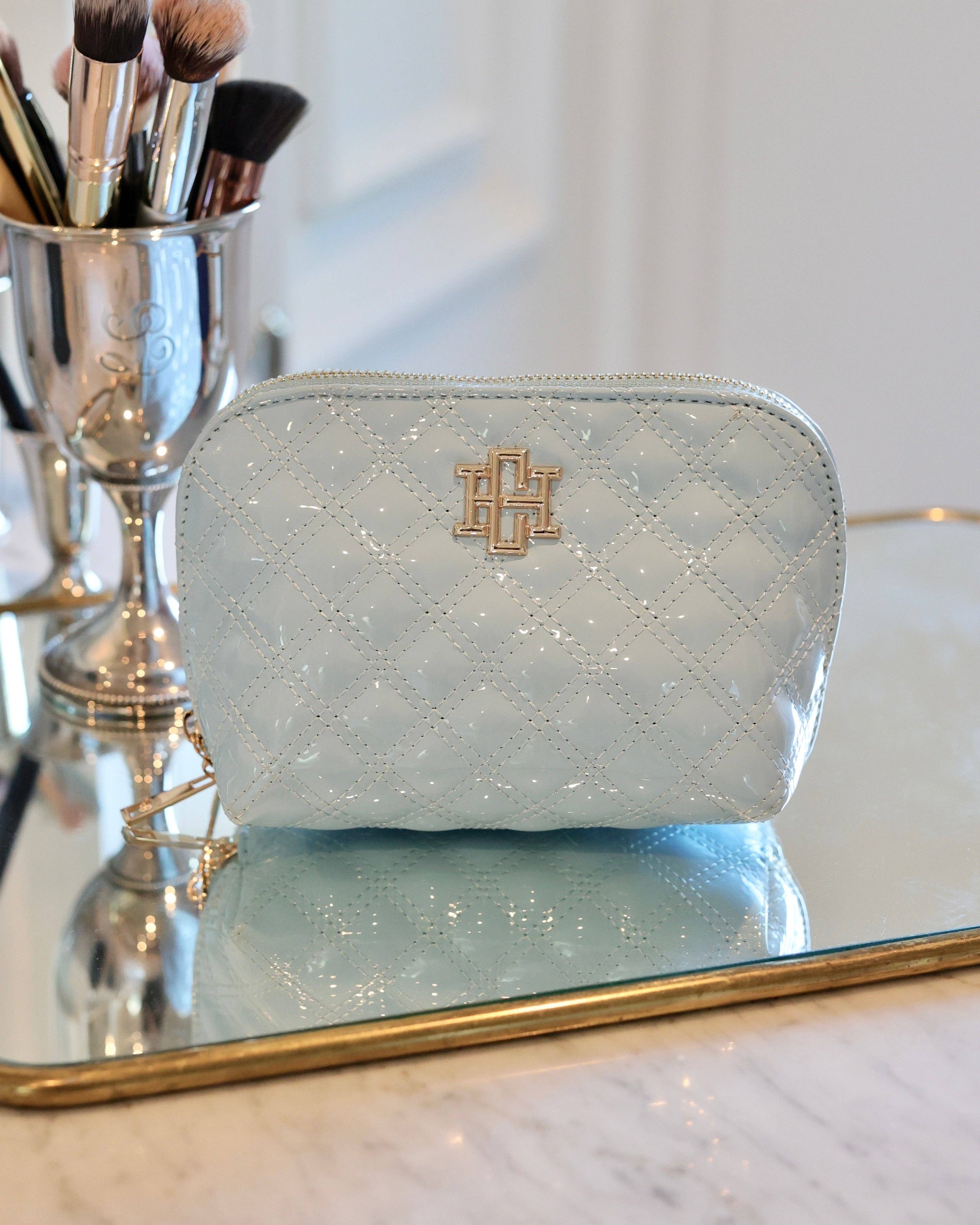 Ibiza Small Pouch Light Blue Patent Caroline Hill