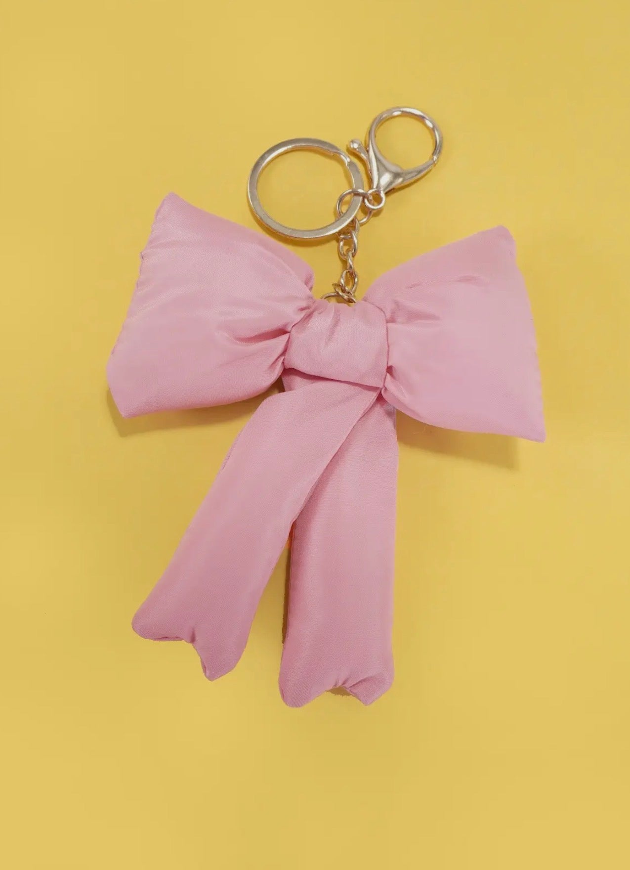 Bow puff keychain