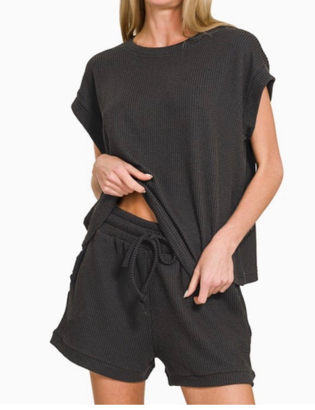 The Simple And Chic Set