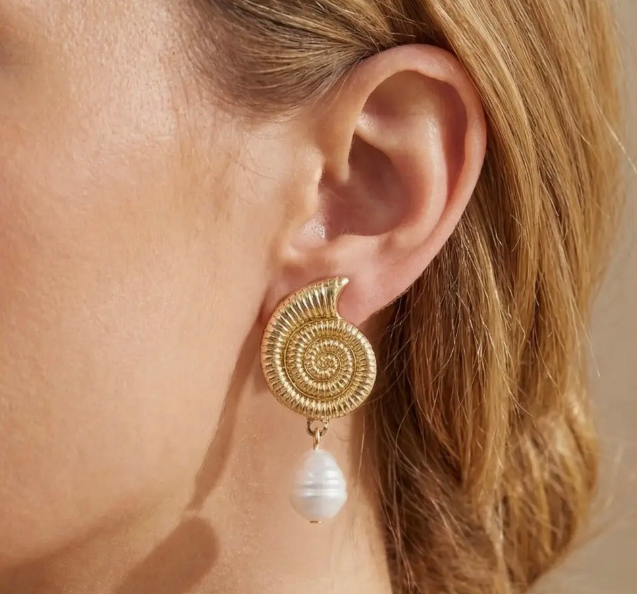 Gold Shell With Pearl Earrings